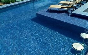 Hoa Beach Flat 204
